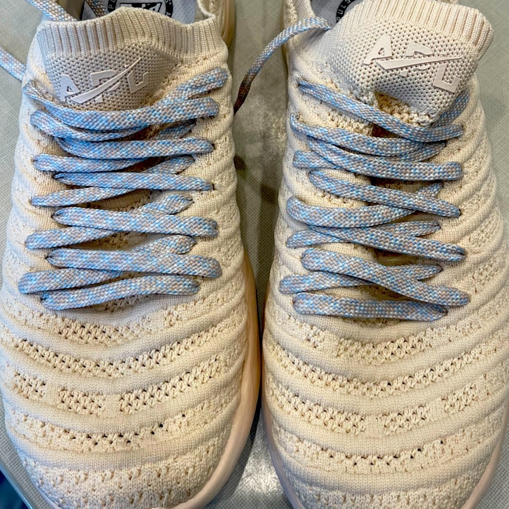 APL techLOOM running shoes